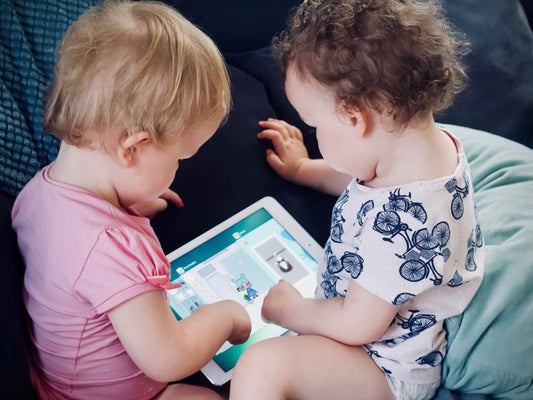 Touchscreen Devices Are Changing How Toddlers Sleep